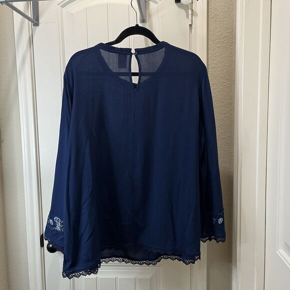 Time and Tru Blue Floral Embroidered Tunic Top Keyhole Boho Cottage Womens XL - Picture 5 of 8